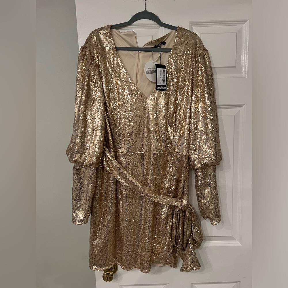 Sequin puff sleeve dress